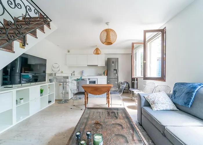 Le Duplex De Drancy - Appt 5P A 25 Min De Paris